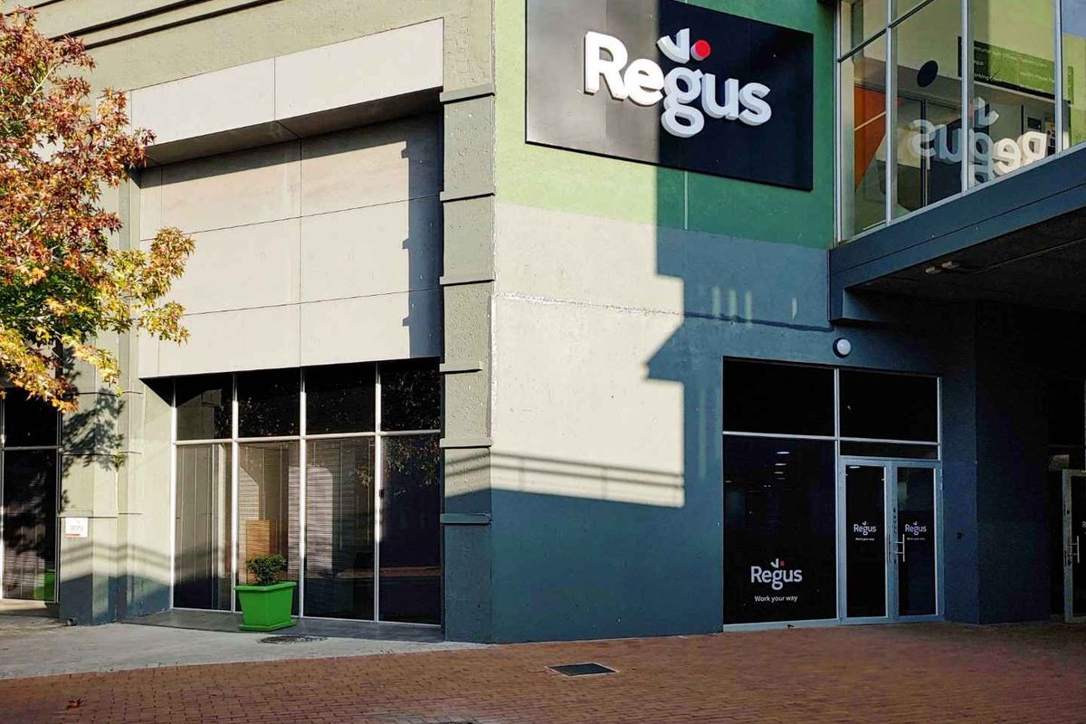 Serviced office space for 15 persons in Regus Centurion Mall - Photo 2