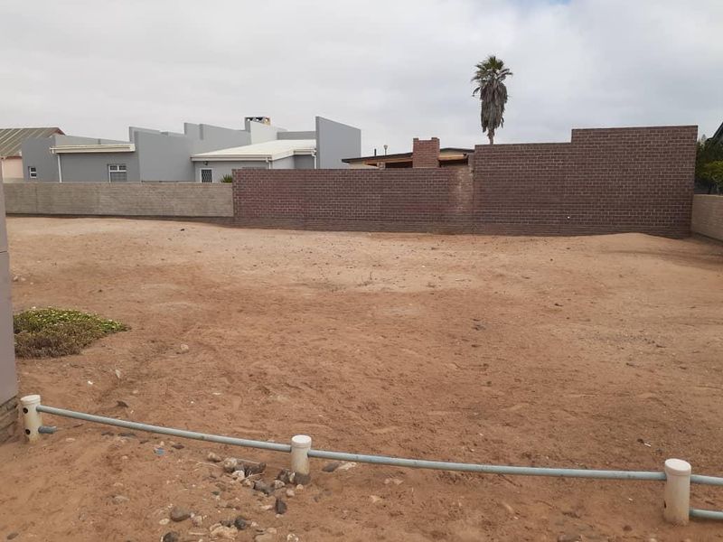 AFFORDABLE BIG ERF FOR SALE IN HENTIES BAY - Photo 6