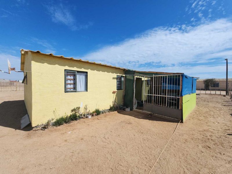 Corner plot property in Omdel, Henties Bay. - Photo 5