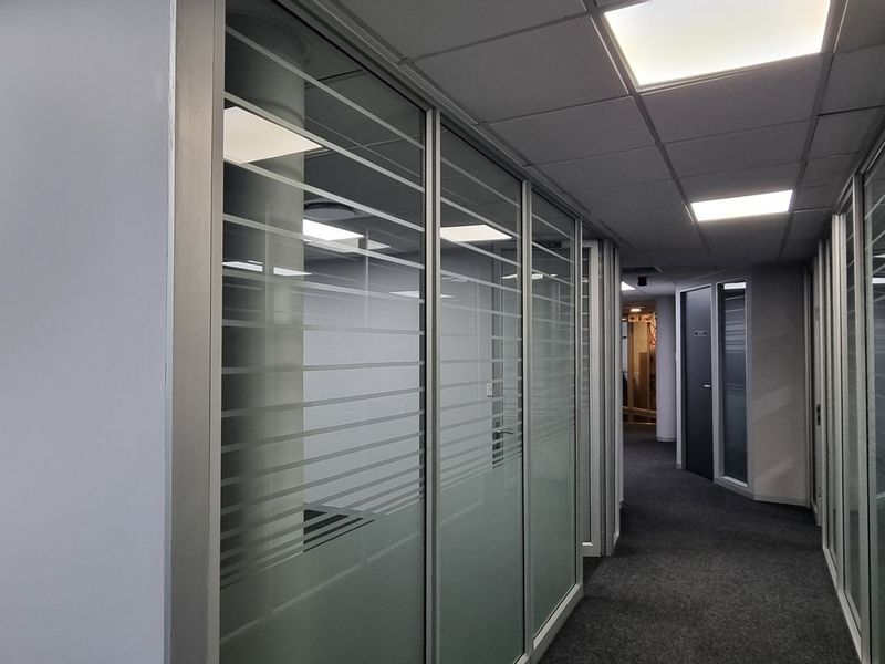 593m2 Menlyn Office To Let - Photo 9