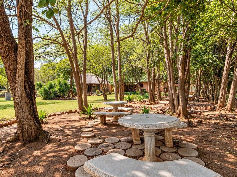 Self-Catering Lodge & Wedding Venue for Sale in Hekpoort - Photo 7