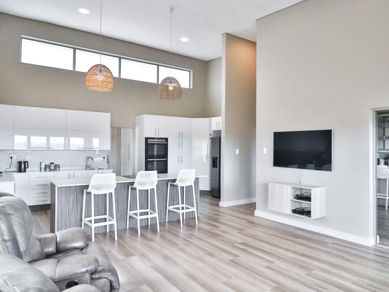 MONTE CHRISTO: WHAT A HOME & LIFESTYLE ON OFFER - Photo 10