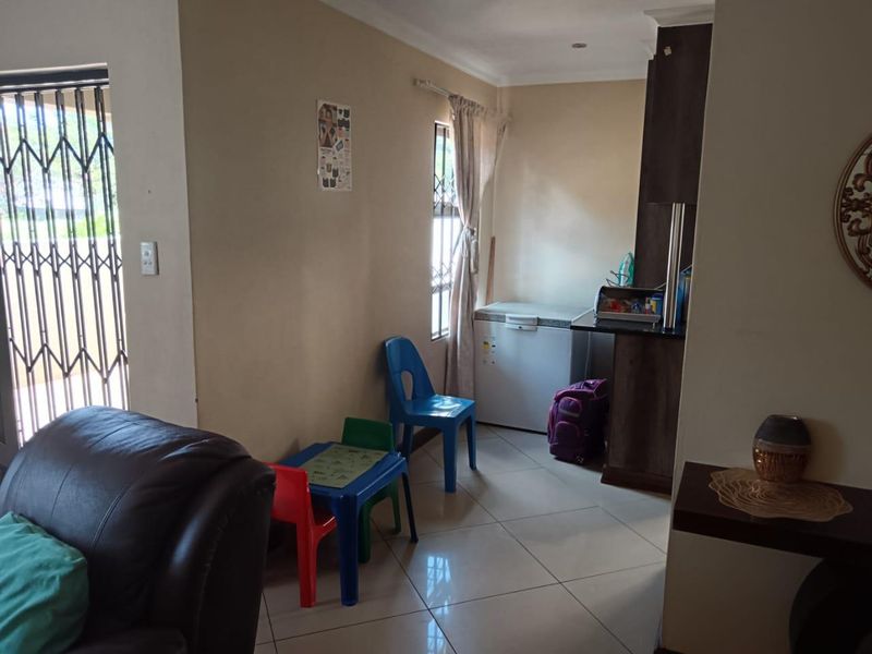 3 Bedroom  House for Sale in Leondale, Germiston - Photo 7