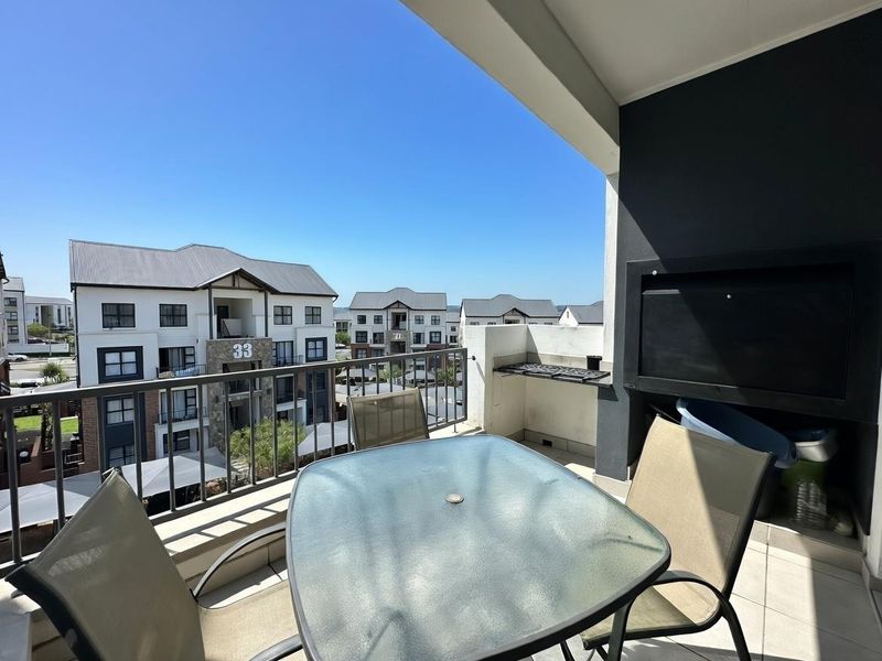 FULLY FURNISHED TWO BEDROOM APARTMENT FOR RENT - Photo 6