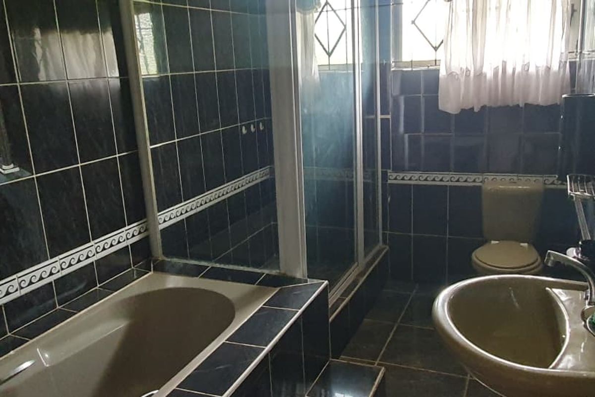 3 bed house in Nyala Park - Photo 5