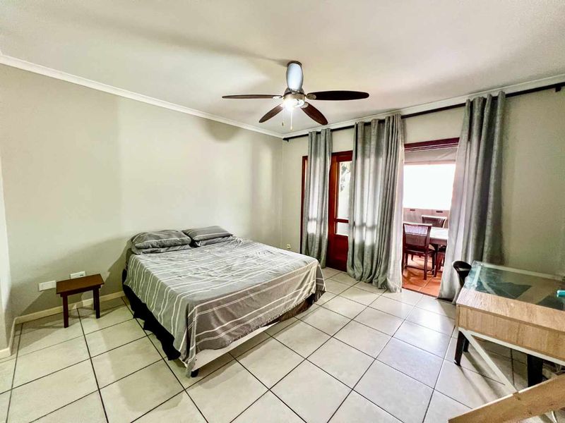 Charming and spacious apartment for sale - Photo 9