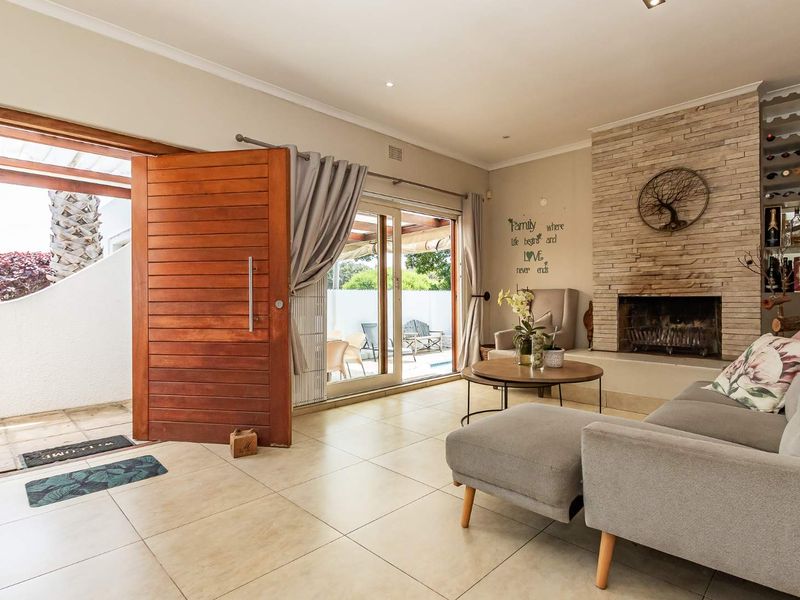 Position Is Everything - Photo 6