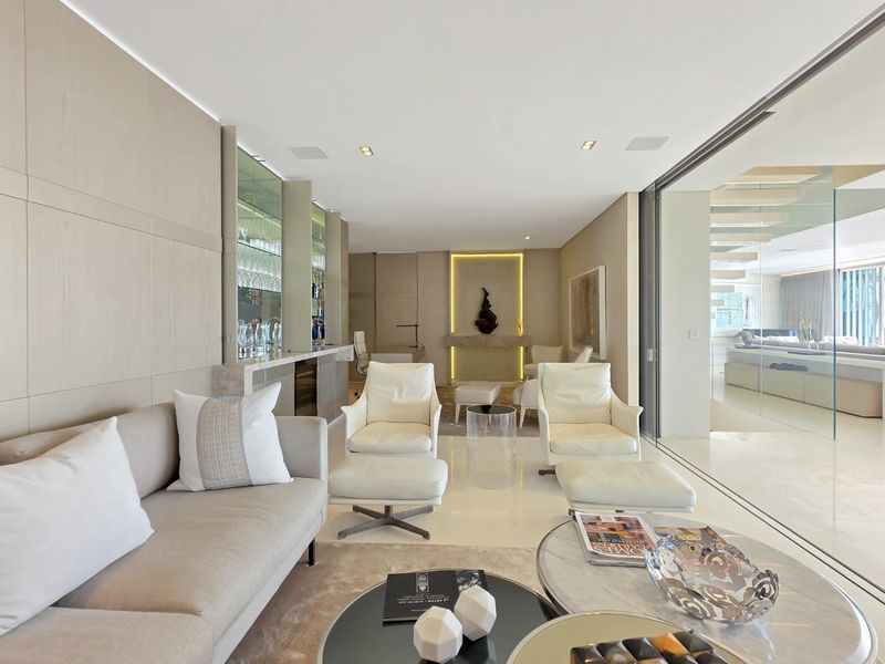 Fresnaye Showstopper with Stunning Views - Photo 10
