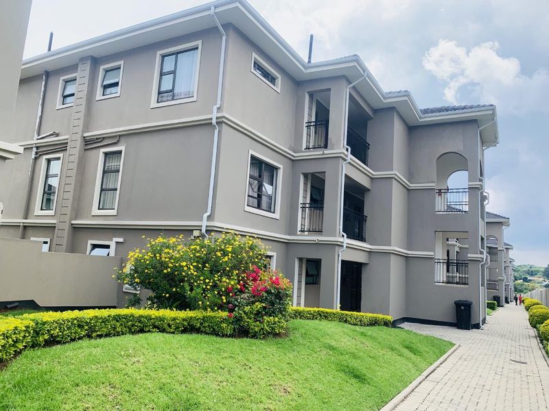 Modern 1-Bed Apartment in Palm View Estate - Photo 4