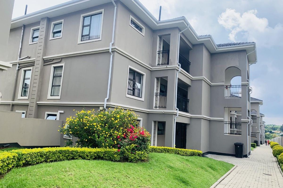 Modern 1-Bed Apartment in Palm View Estate - Photo 4