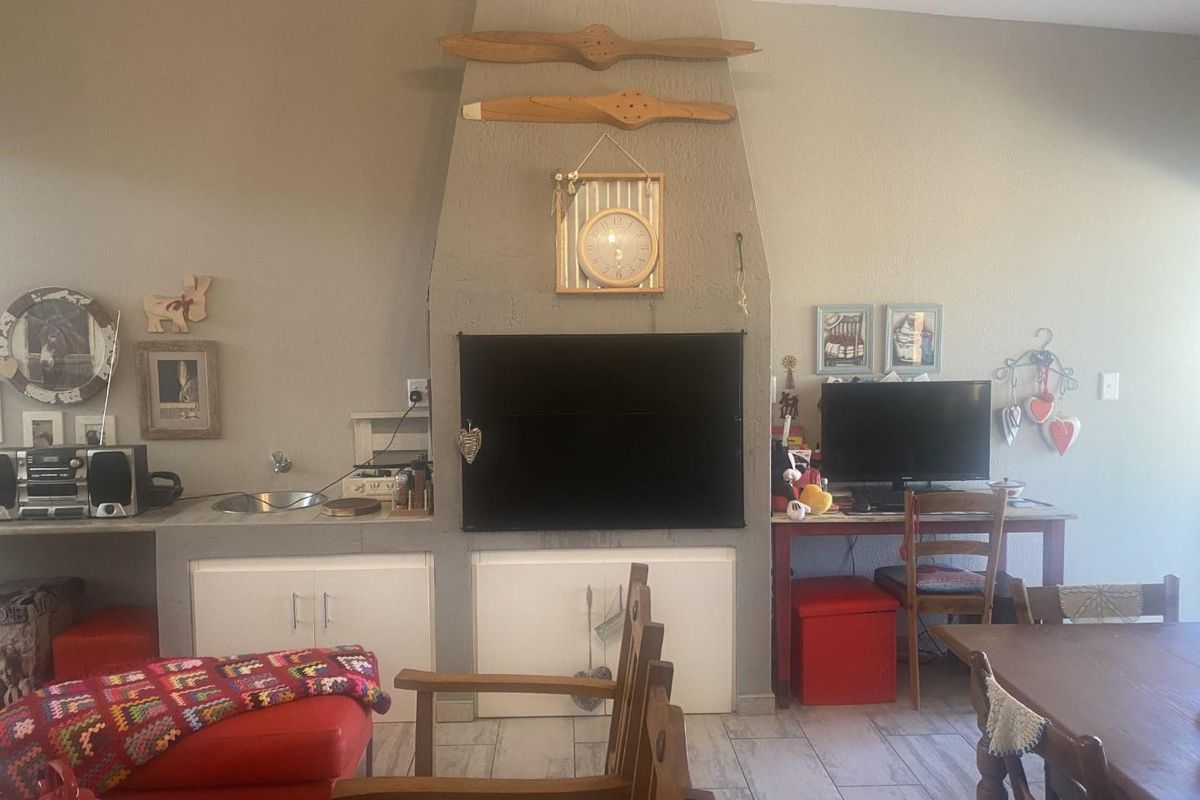 4 Bedroom house in Omeya Golf Estate - Photo 3