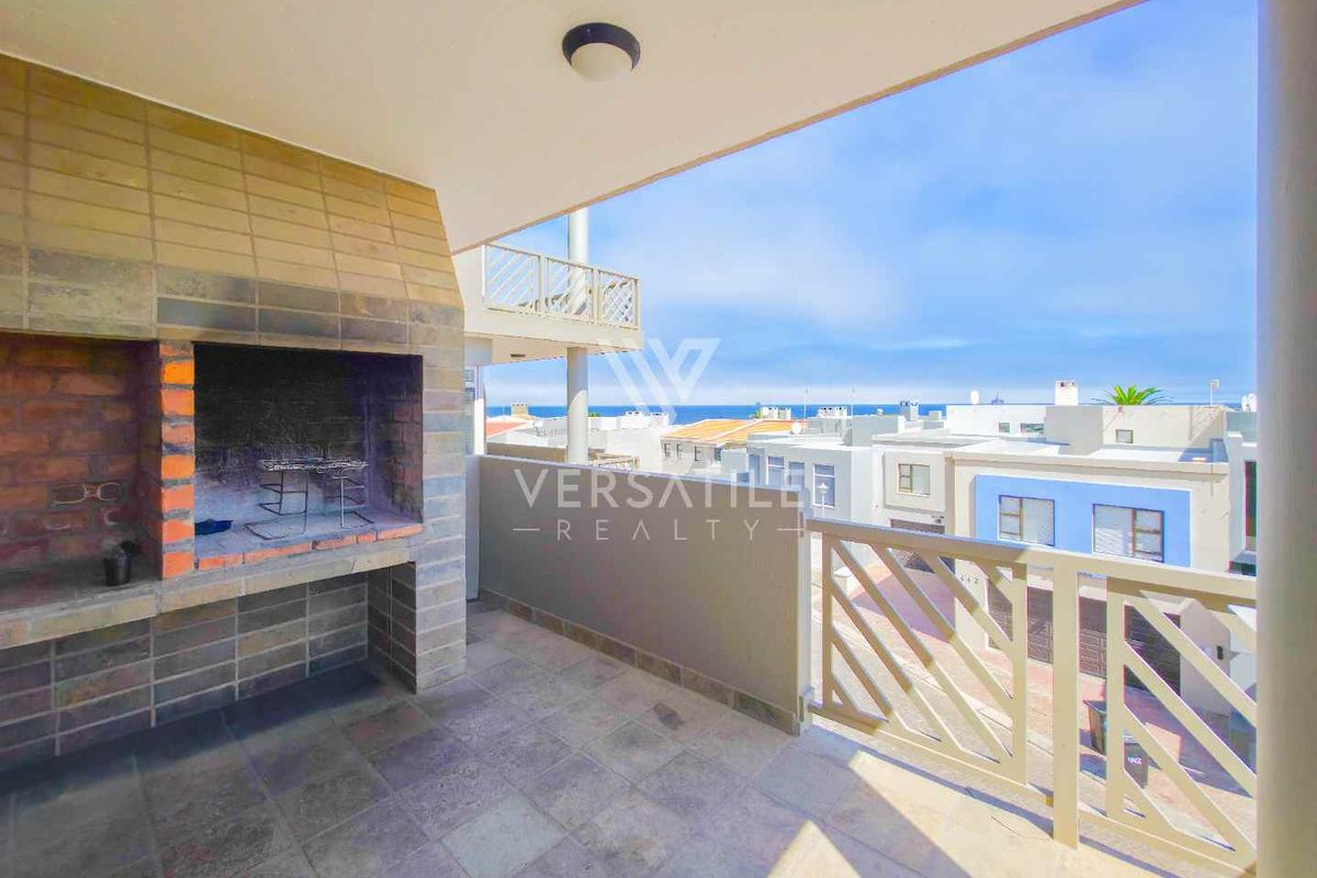 Coastal comfort with a view. - Photo 5