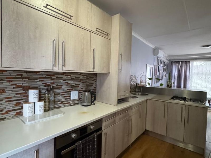 House for sale in Khomasdal - Photo 7