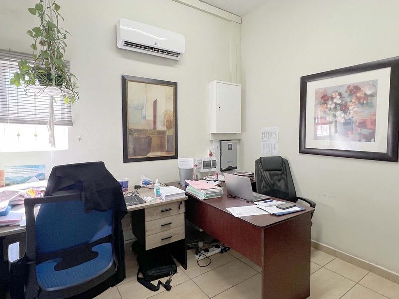 UNIQUE OFFICE SPACE IN THE HEART OF UMHLANGA – NO TRANSFER FEES! - Photo 9