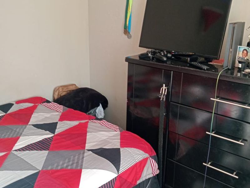 Neat property - Photo 2