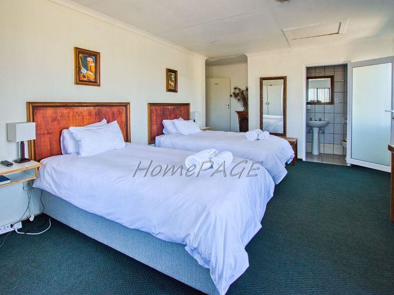 Lagoon, Walvis Bay:  18 Bedr Guesthouse is for Sale - Photo 10