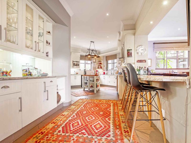 PERFECT HOME FOR THE AVID ENTERTAINER - Photo 7