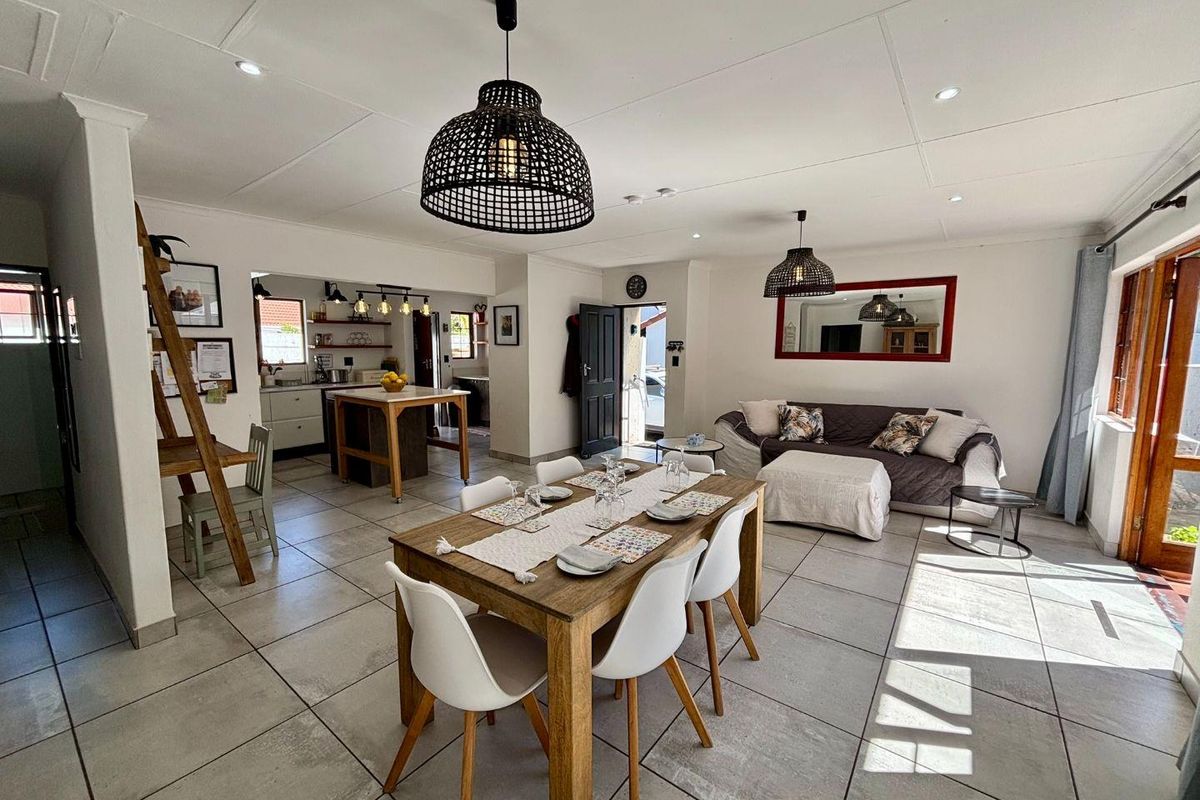 Exquisite, stylish townhouse to rent in Die WIlgers - Photo 5