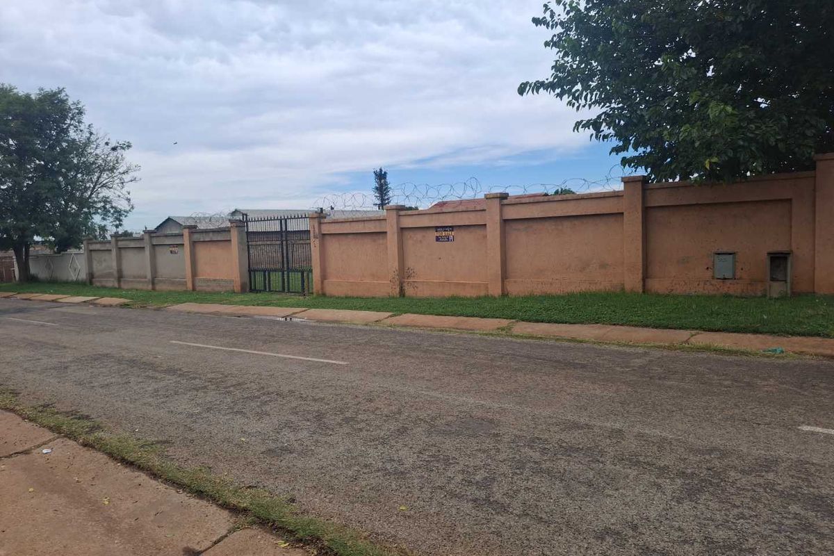 Huge opportunity for the investor in the accommodation field as there is a big demand for such in our areas - Photo 5