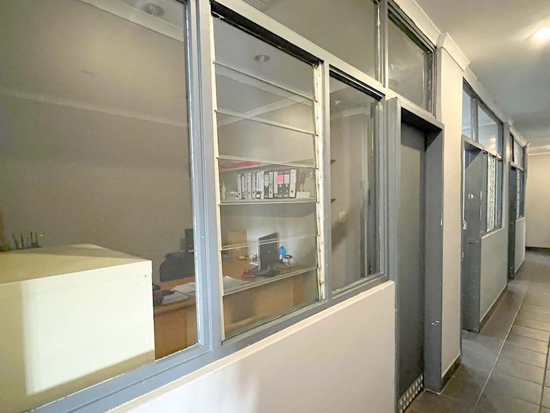 Industrial Property For Sale in Durban North/Briardine - Photo 5