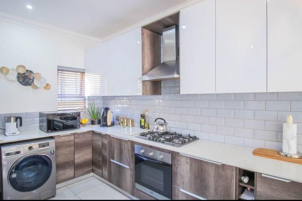 3 Bedroom House For Sale in Halfway Gardens - Photo 3