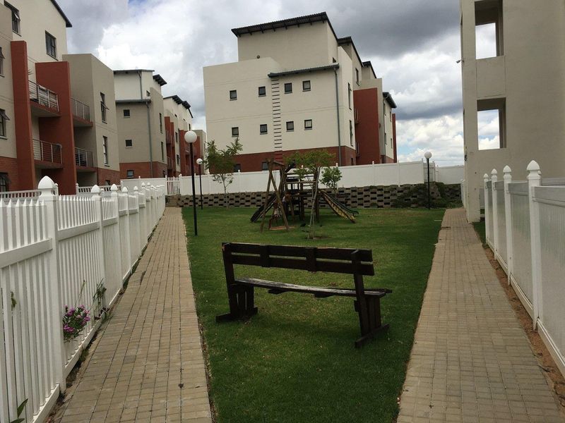 Morganwood Complex, Barbeque Downs, Midrand - Photo 3