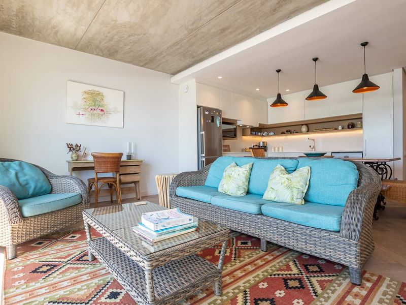 Modern Upmarket Coastal Living with Spectacular Ocean Views - Photo 8