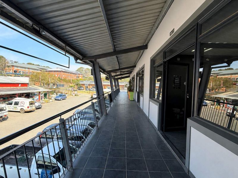 72 sqm Commercial Space to Let – Hilton - Photo 6