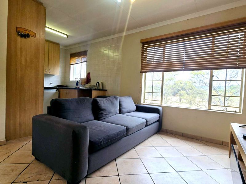 First Floor Apartment in a Security Complex - Photo 5