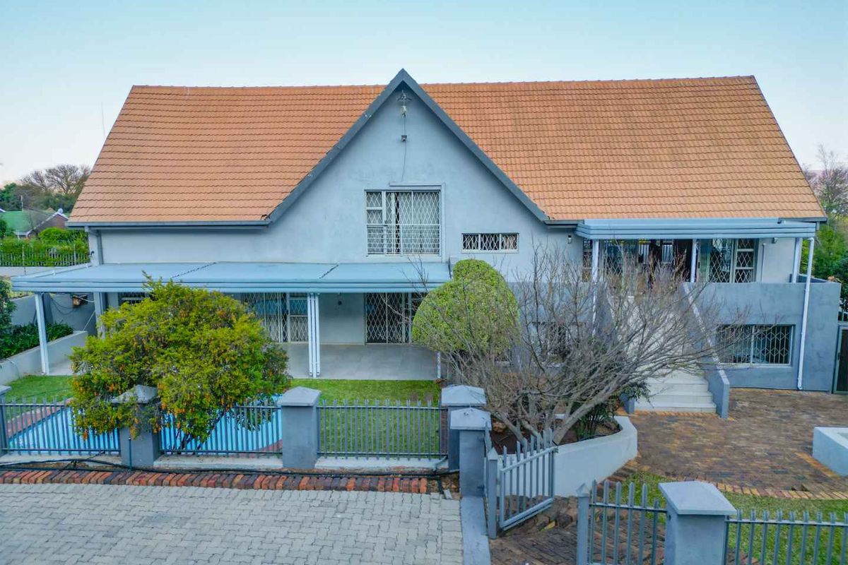 *Exceptional Investment Opportunity in Hartbeespoort - Photo 2