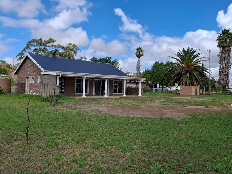 Ideal for Offices or More: Business I Zoned Gem. - Photo 2