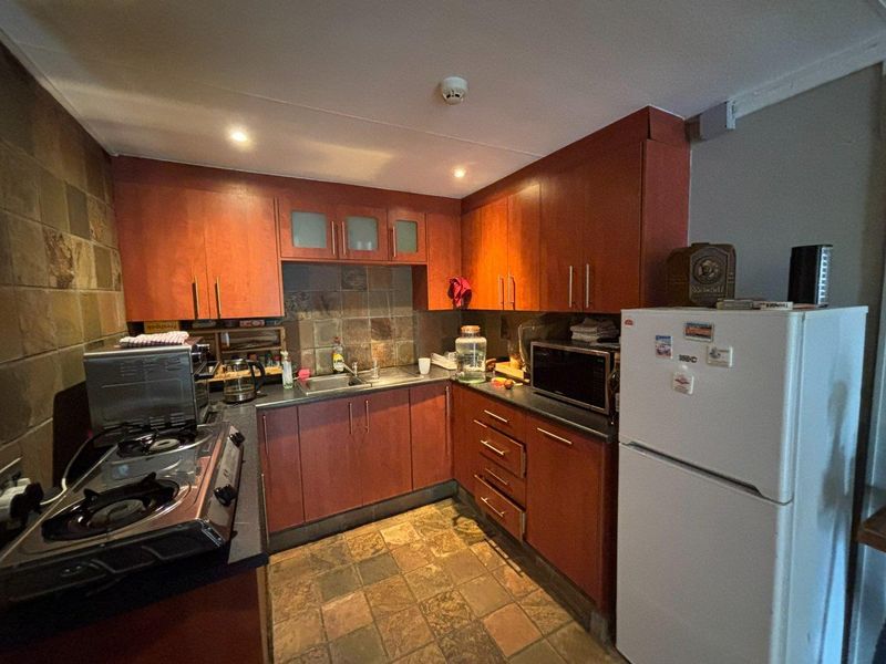 Charming and Private Granny Flat Available in Murrayfield - Photo 4