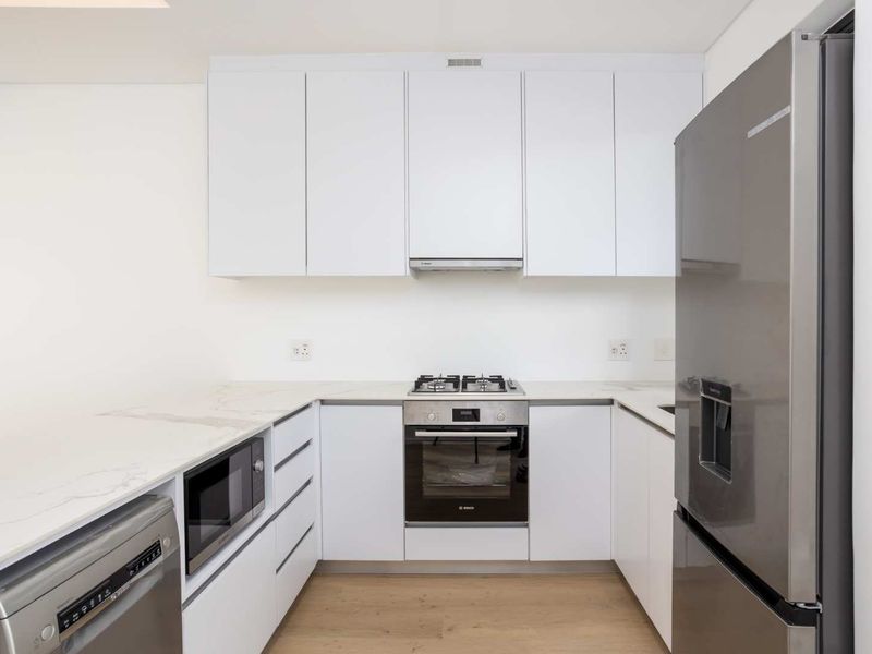 New Two-Bedroom Ground-Floor Apartment in Val de Vie Vivante Village at Val de Vie Estate - Photo 4