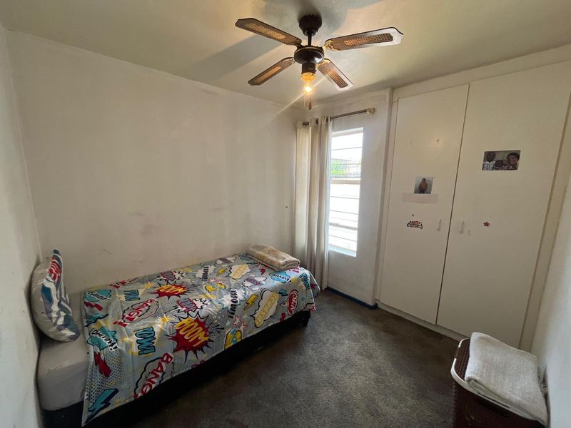 Ground floor 3 Bedrooms, 2 bathroom house - Photo 5