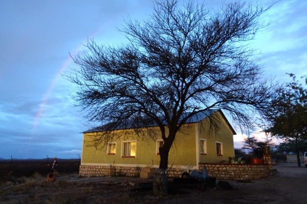 Farm for Sale – 5,500 ha in Otjizondjupa Region - Photo 5