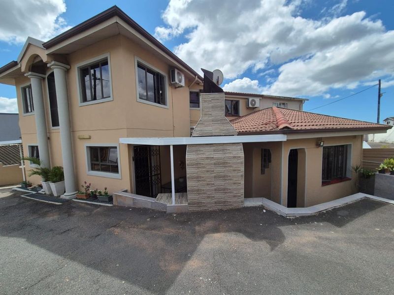 3 Bedroom House for sale in Westcliff - Photo 1