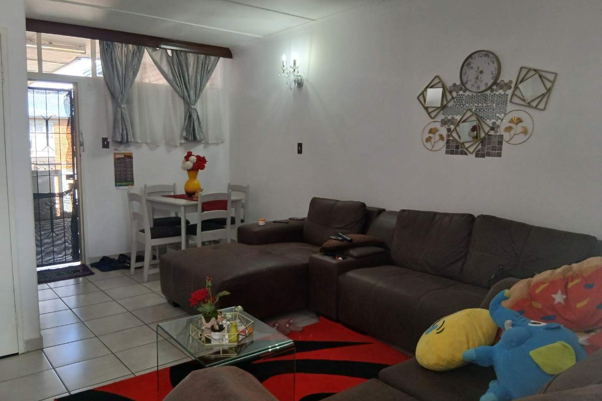 2 Bedroom unit for Rental in Marlands Germiston - Photo 4