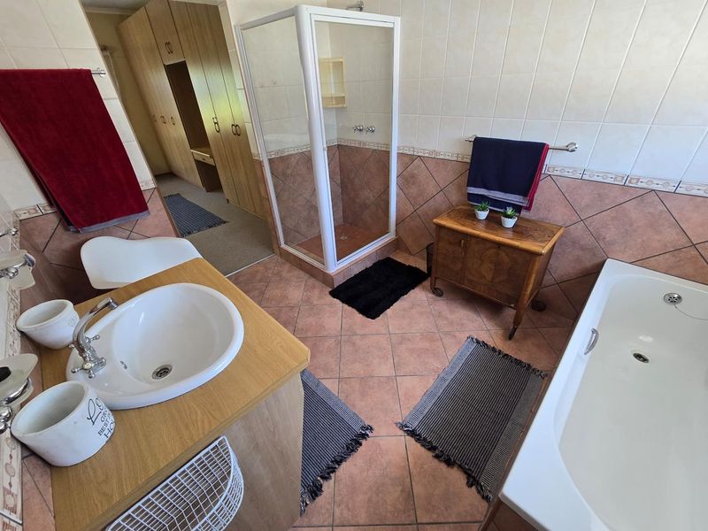 Need extra space? - Photo 10