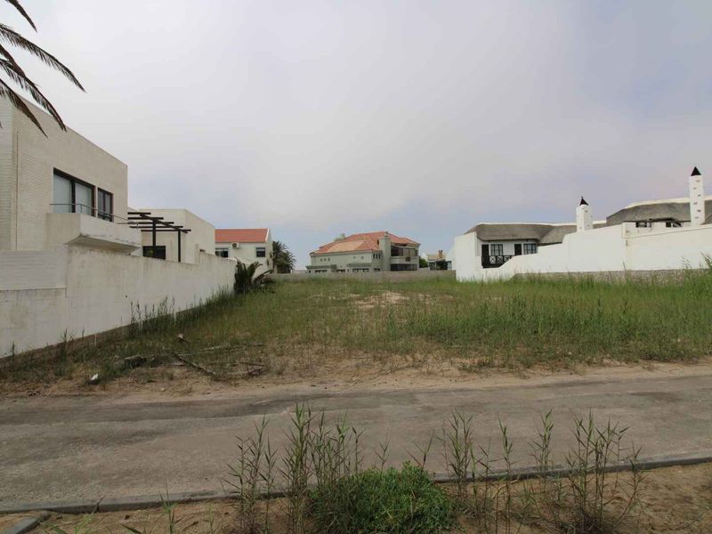 Rare Find!! Vacant Stand!! Lagoon View!! - Photo 2