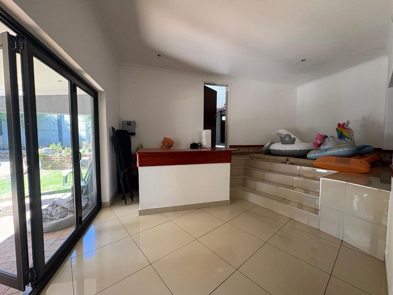 Spacious Modern Family Home with Outstanding Features - Photo 4