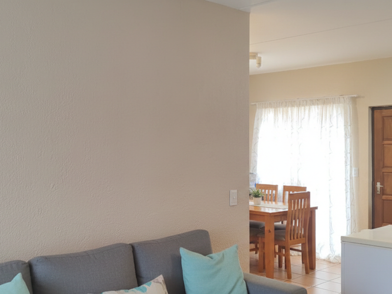Cozy Midrand Living: Your Dream Apartment! - Photo 5