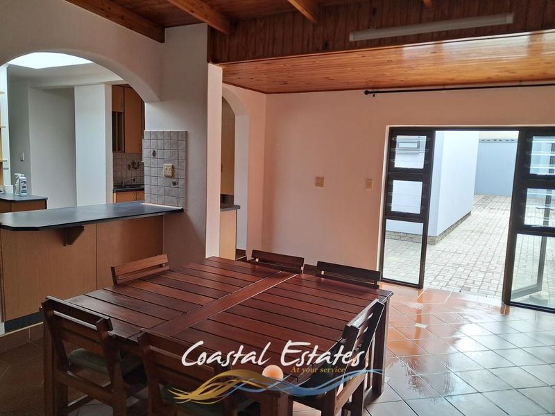 4 Bedroom house - Vineta - Photo 7
