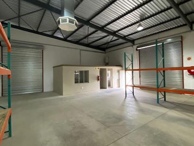 Warehouse to Let PROSPERITA - Photo 2