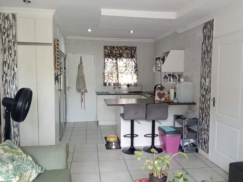 FOR YOUNG FAMILY OR INVESTOR - Photo 6