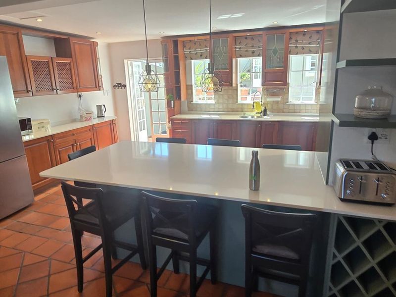 IT NOT JUST A HOME - ITS A STATEMENT - Photo 3