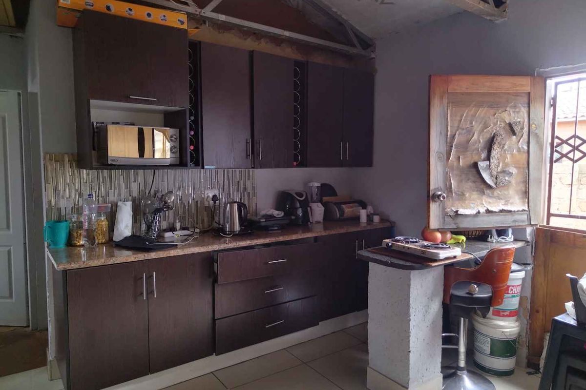 2 bedrooms house for sale in Winterveldt - Photo 2