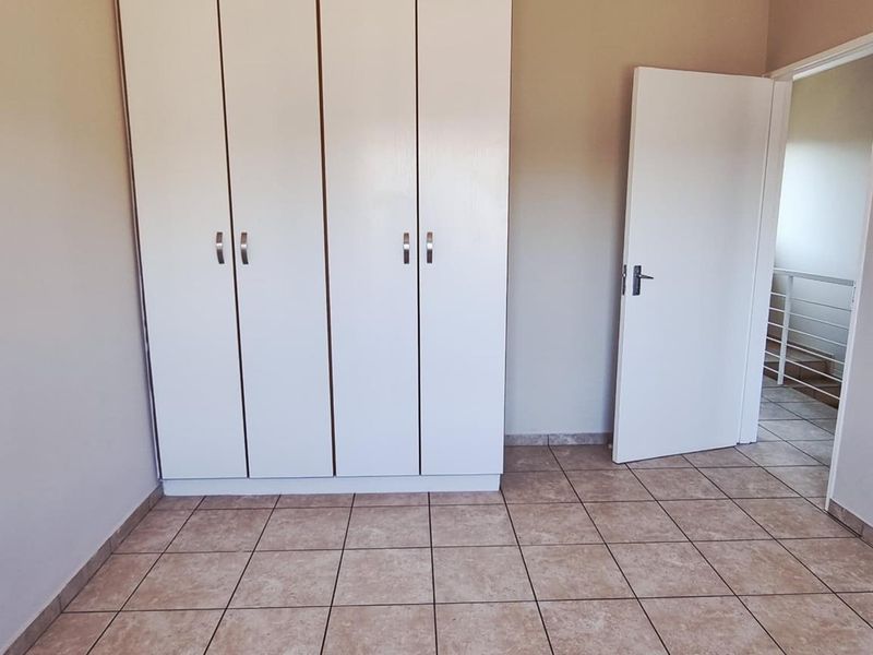 🔥KHOMASDAL EXT 28 | N$ 899 000 EXCL COSTS | TOWNHOUSE (LANTANA COURT) - Photo 5