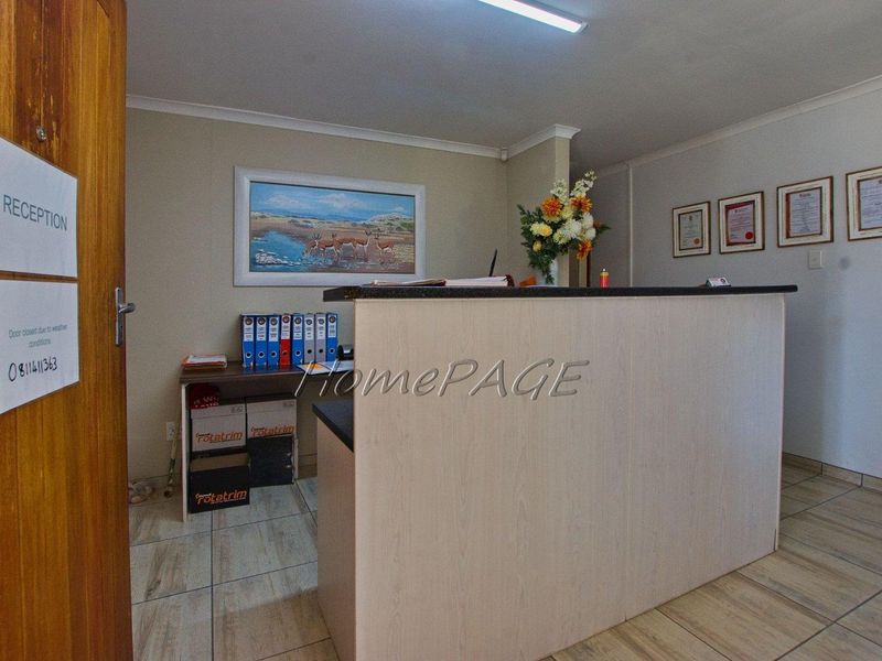 Vineta, Swakopmund: General Business Zoned 3 Bedr home for sale - Photo 8