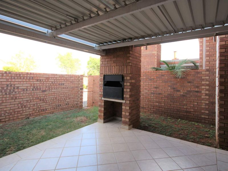 Load-Shedding Free Area - Available from June 2026! - Photo 10