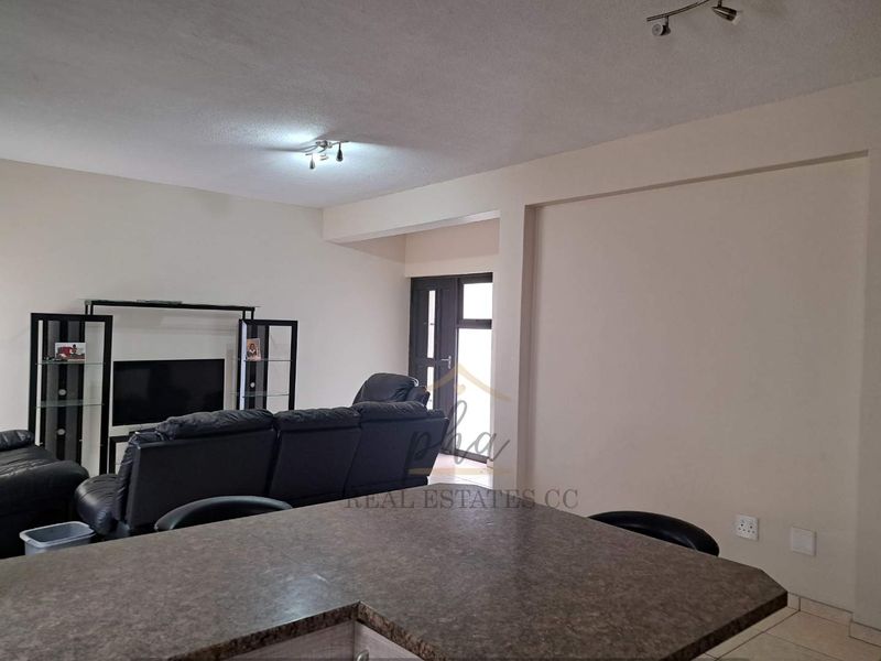 3 Bedroom Duplex Townhouse for sale in Walvis Bay for N$1 460 000.00 - Photo 6